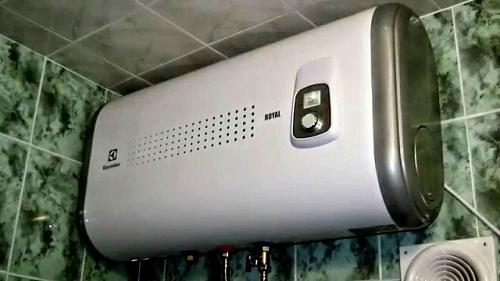 Electrolux EWH 100 H Royal электрический накопительный водонагреватель